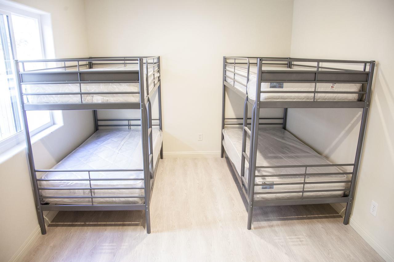 Shared Rooms Los Angeles Exterior photo